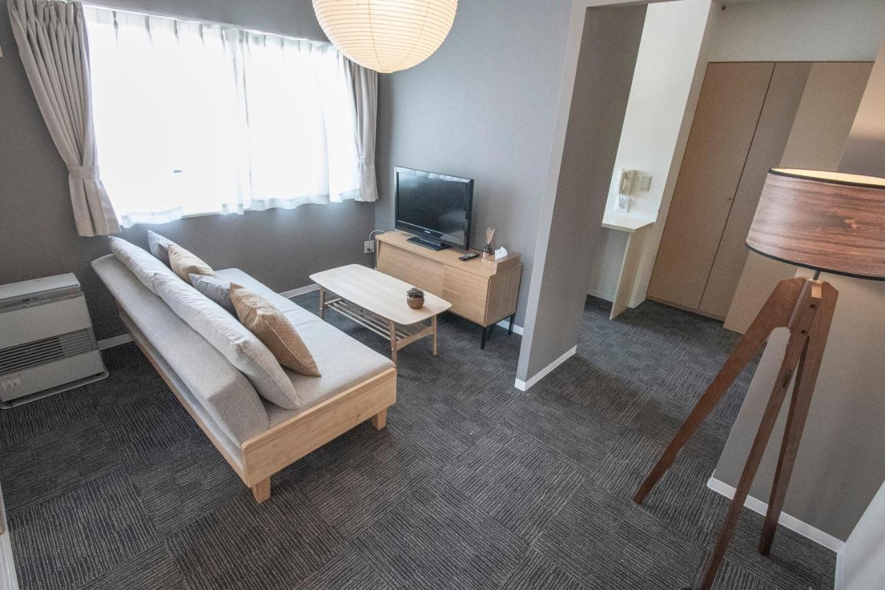Uchi Living Suitengu Apartment *